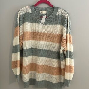 Women’s lightweight sweater